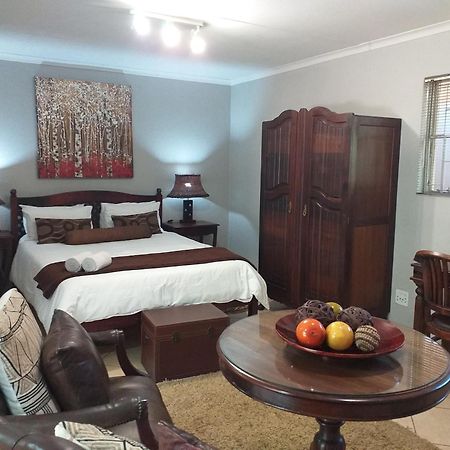 ماليلين Selati 103 Guest Cottages المظهر الخارجي الصورة