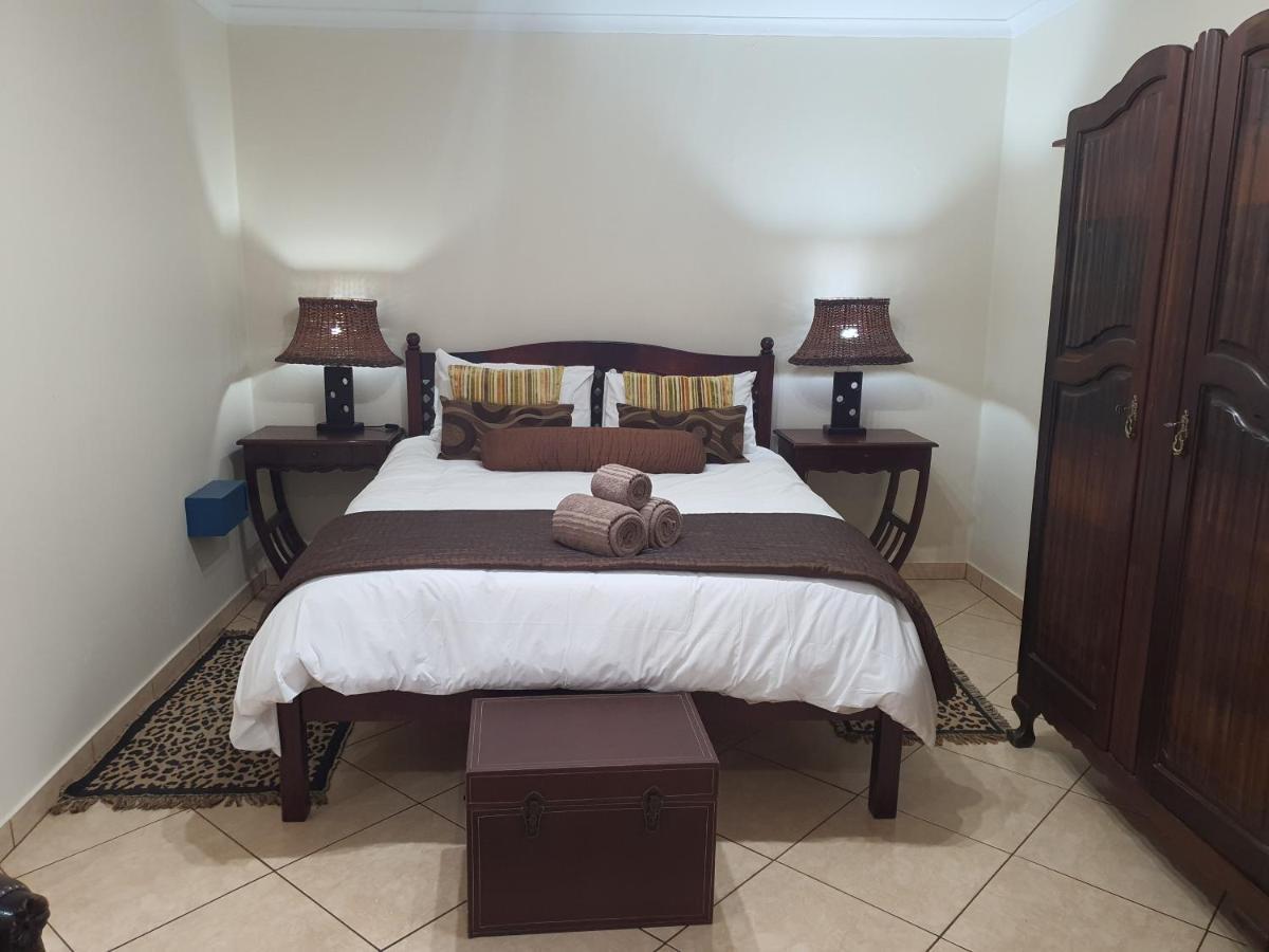 ماليلين Selati 103 Guest Cottages المظهر الخارجي الصورة