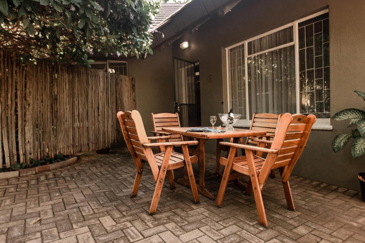 ماليلين Selati 103 Guest Cottages المظهر الخارجي الصورة