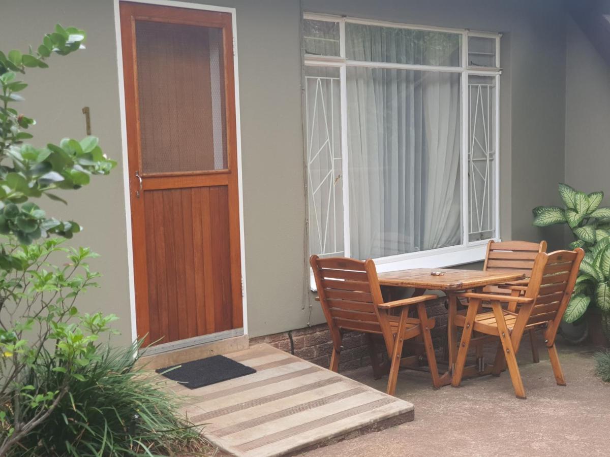 ماليلين Selati 103 Guest Cottages المظهر الخارجي الصورة