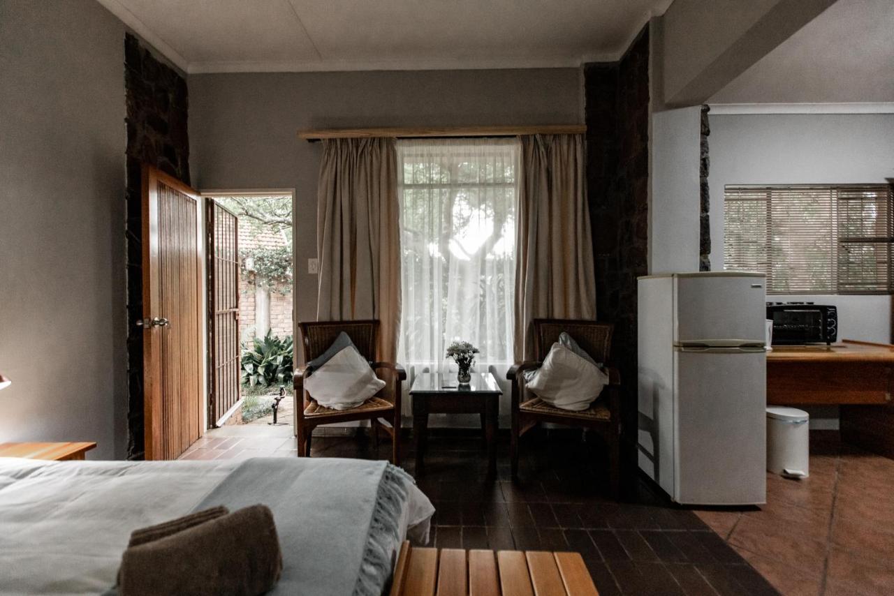 ماليلين Selati 103 Guest Cottages المظهر الخارجي الصورة