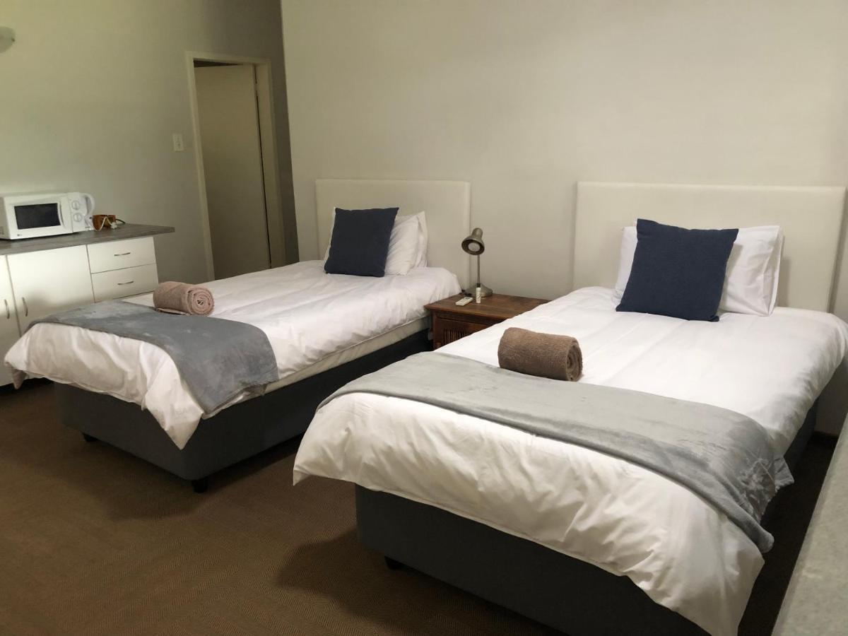 ماليلين Selati 103 Guest Cottages المظهر الخارجي الصورة